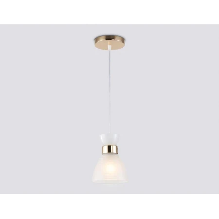 Светильник подвесной со стеклянным плафоном Ambrella light Traditional TR3401
