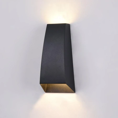 Уличный светильник Maytoni O582WL-L6B Times Square